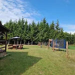 別荘 Zaplecze Lasu Kleszczewo