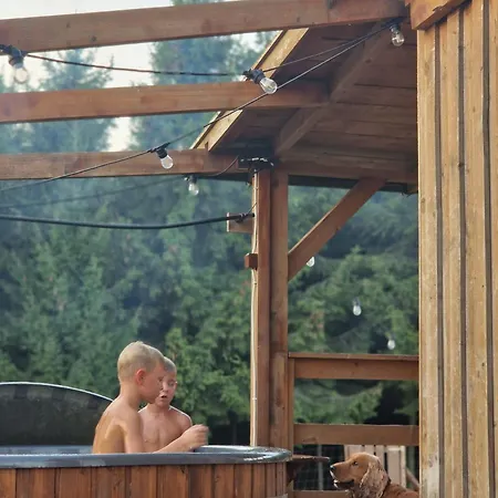 Zaplecze Lasu Сasa de vacaciones