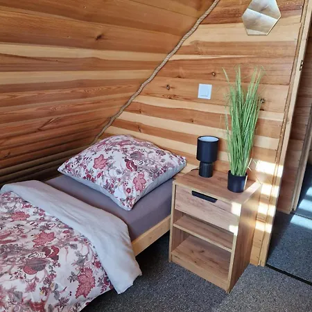 Zaplecze Lasu Holiday home Kleszczewo (Gizycko)